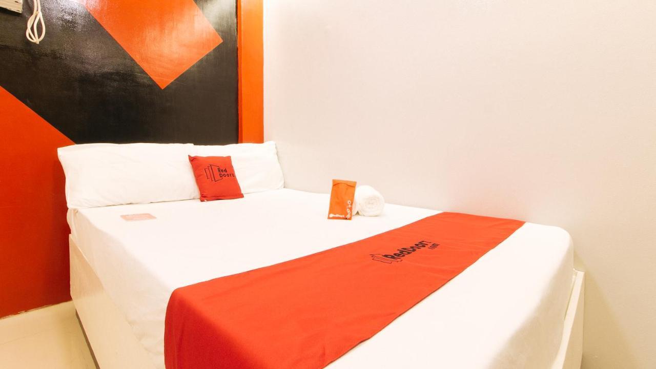 Reddoorz @ Walk Inn Hotel Manille Extérieur photo